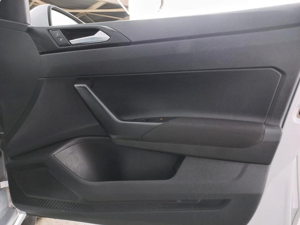 Photo 10 of 26