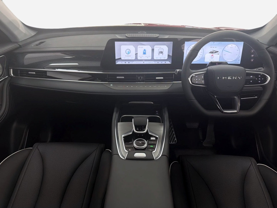 Photo 10 of 18