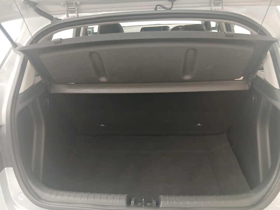 Photo 18 of 23