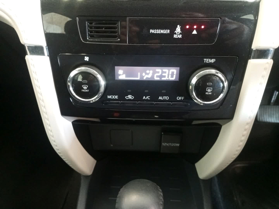 Photo 16 of 21
