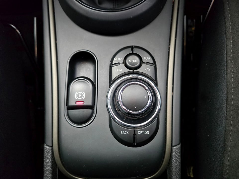 Photo 16 of 20
