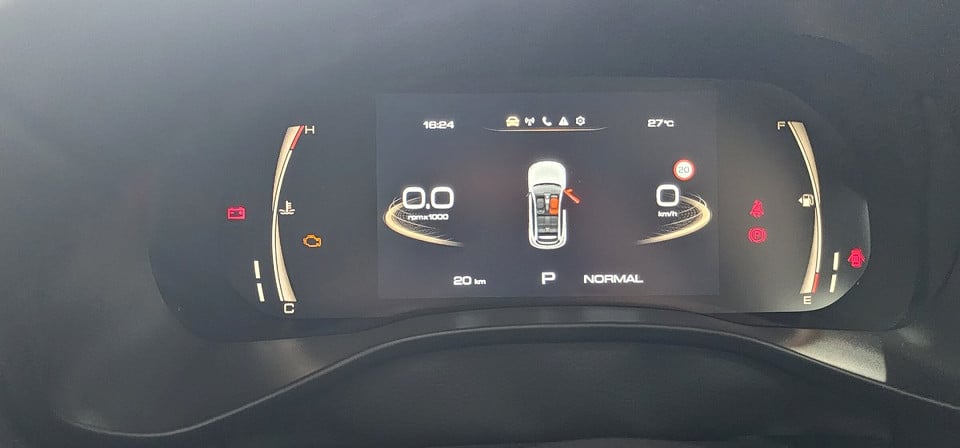 Photo 15 of 24