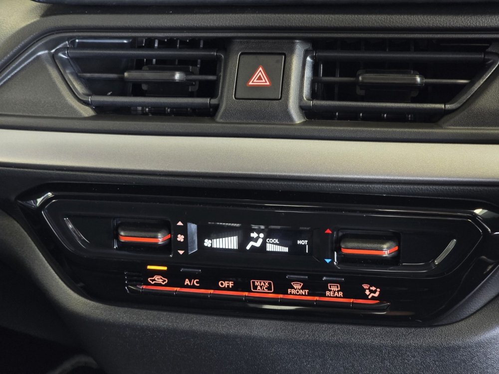 Photo 26 of 28