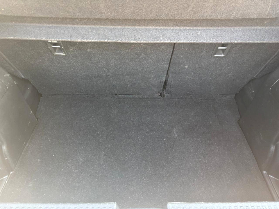 Photo 9 of 20