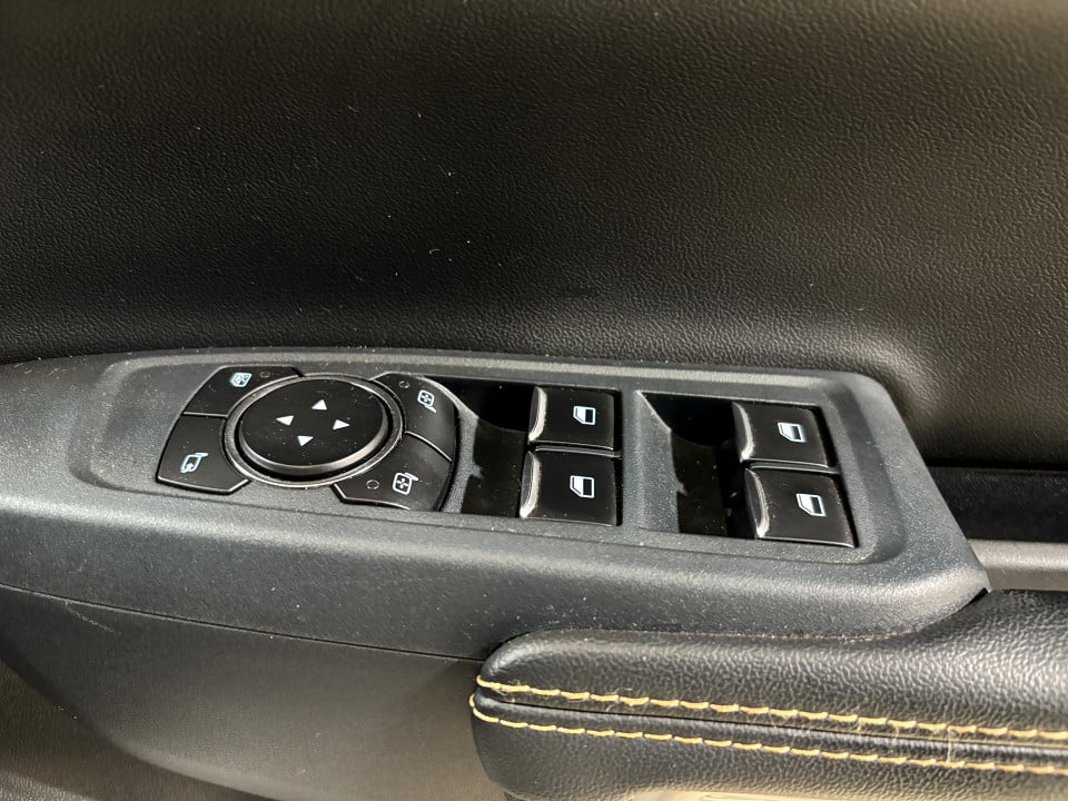 Photo 10 of 20