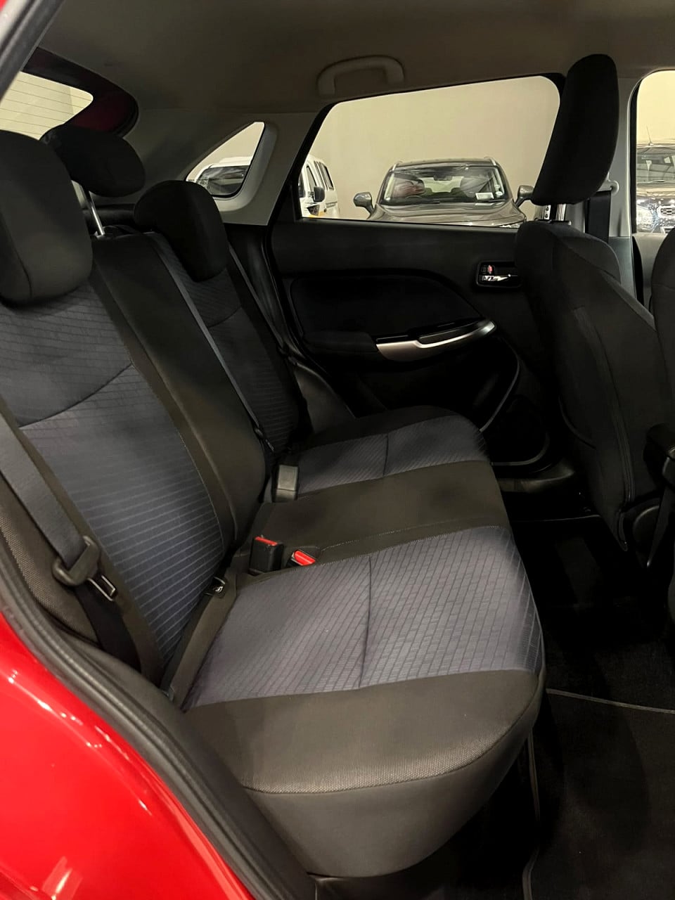 Photo 12 of 16