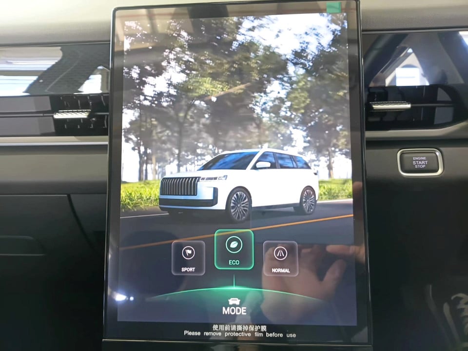 Photo 9 of 27