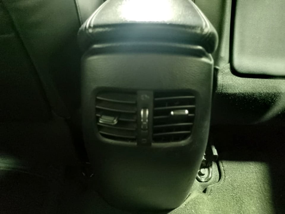 Photo 16 of 27