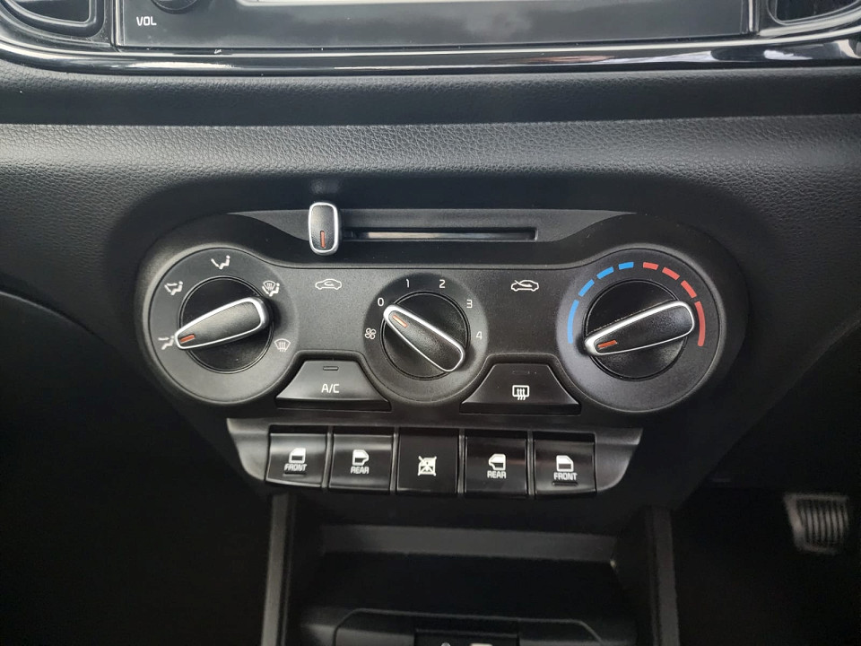 Photo 17 of 20