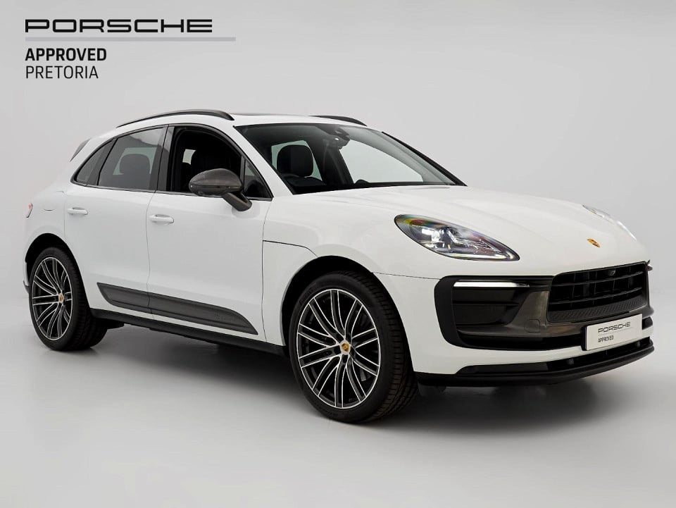 PORSCHE MACAN T