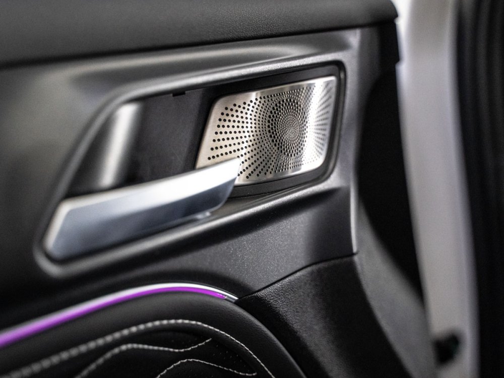 Photo 33 of 36