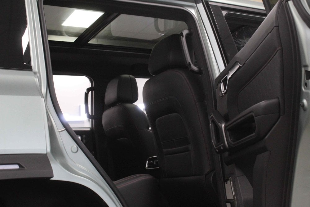 Photo 14 of 20