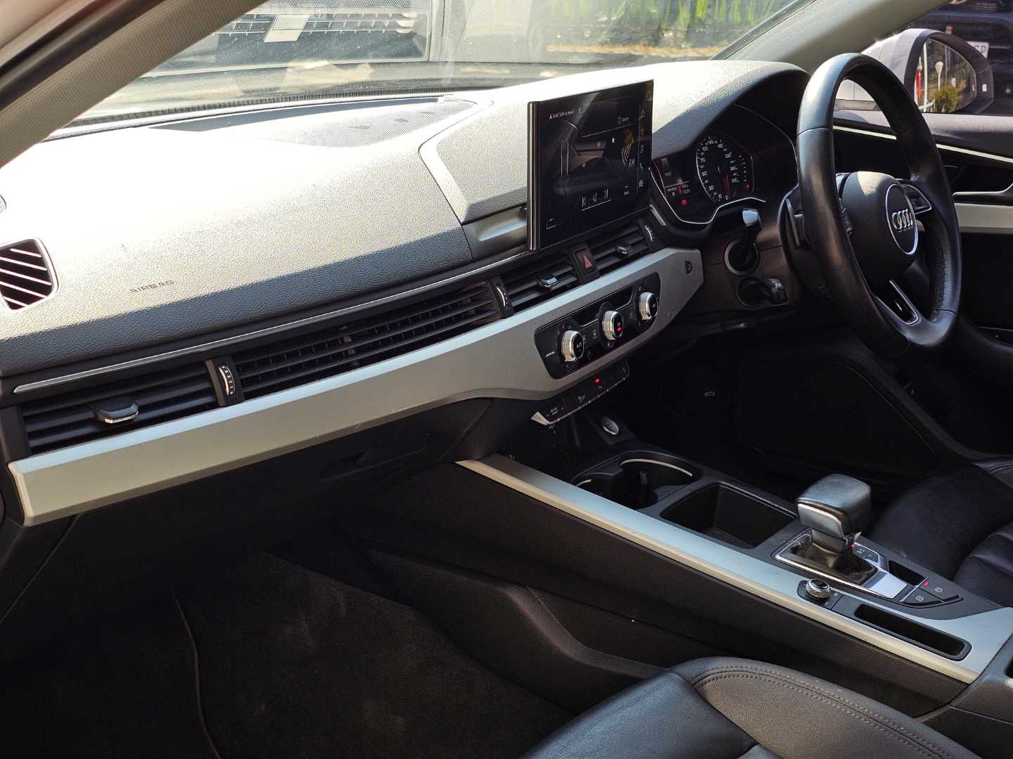 Photo 16 of 20