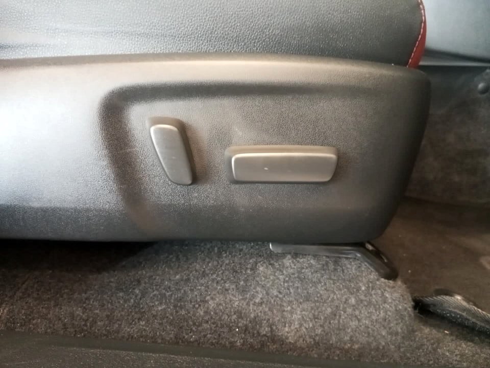 Photo 18 of 20