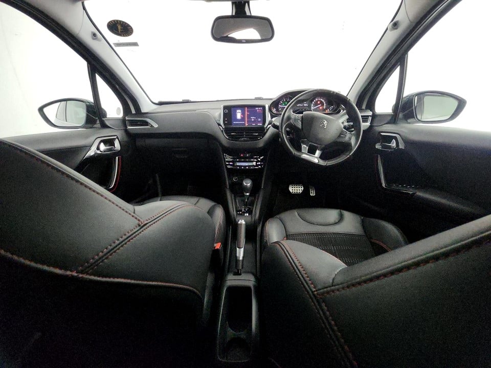Photo 8 of 9