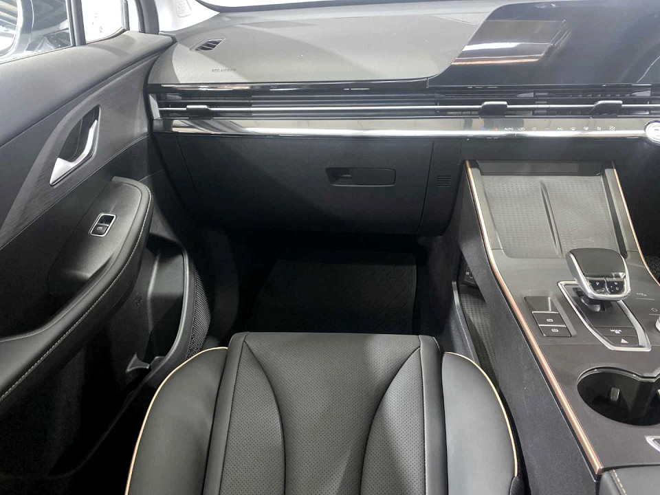 Photo 15 of 20