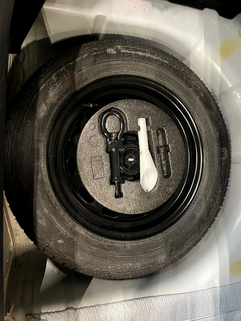 Photo 14 of 16