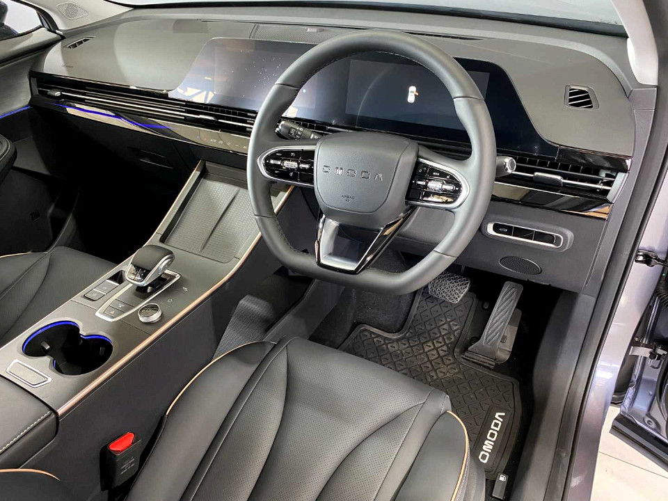 Photo 11 of 20