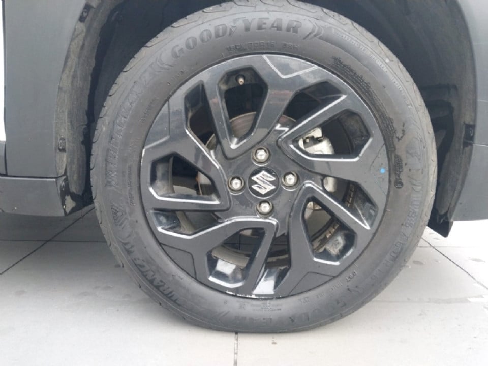 Photo 9 of 11