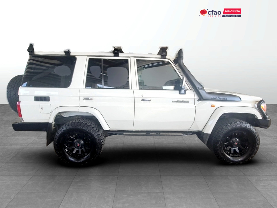 Photo 3 of 7
