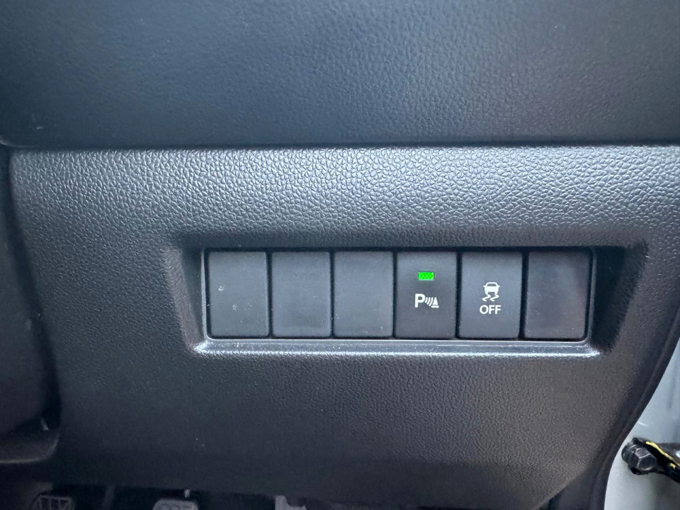 Photo 14 of 17
