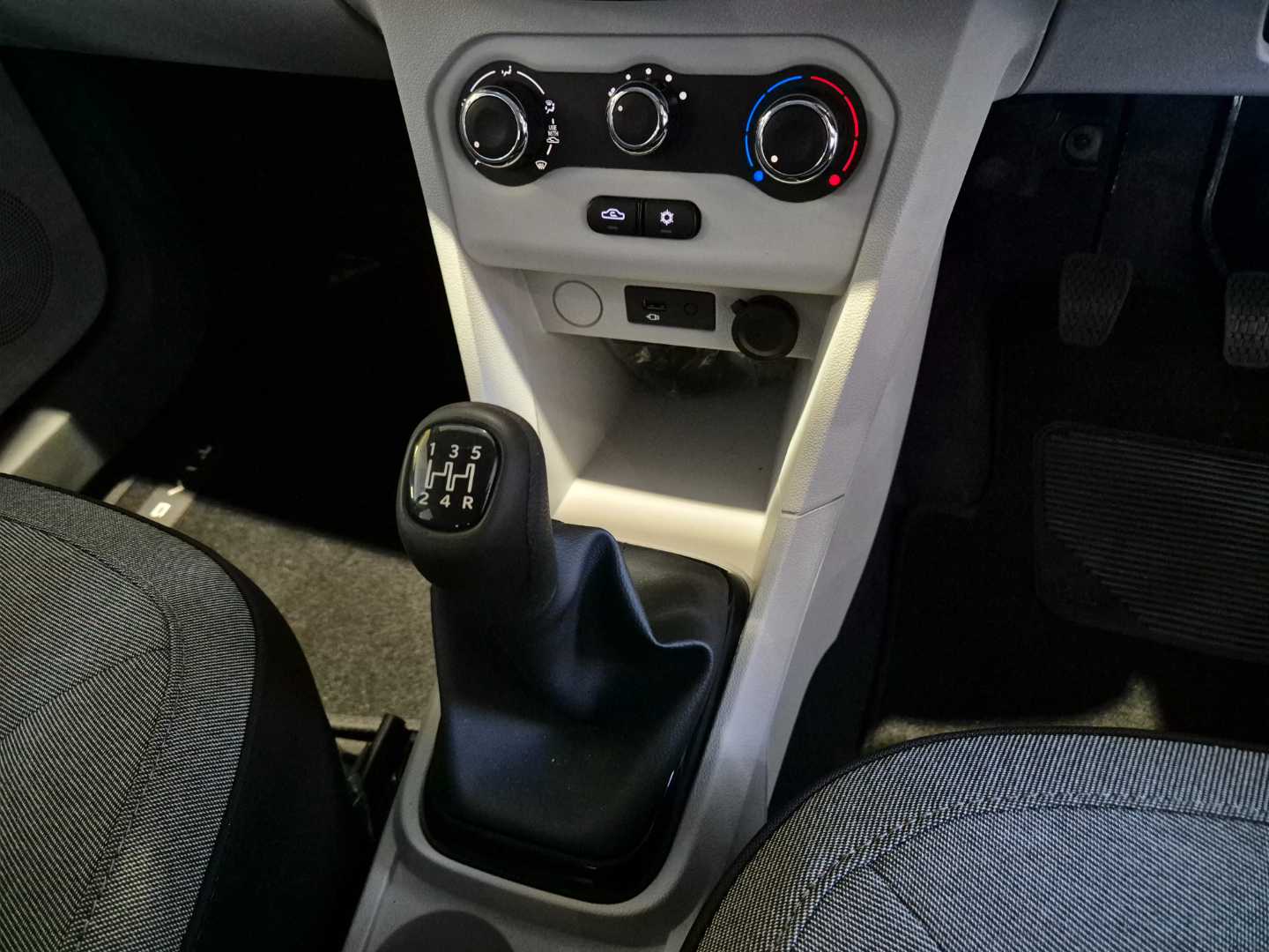Photo 16 of 22