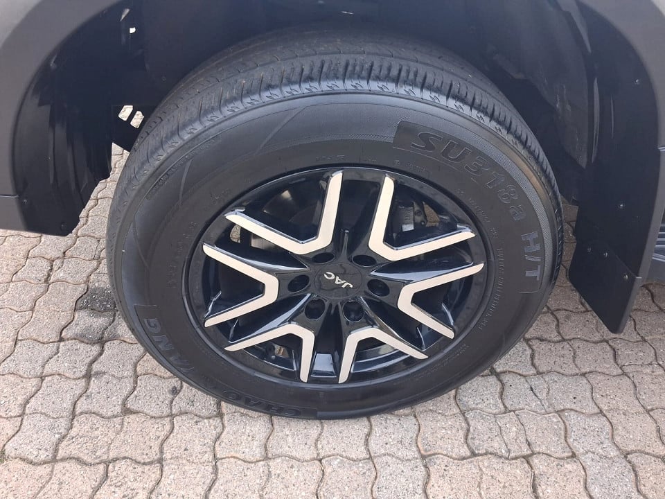 Photo 6 of 19