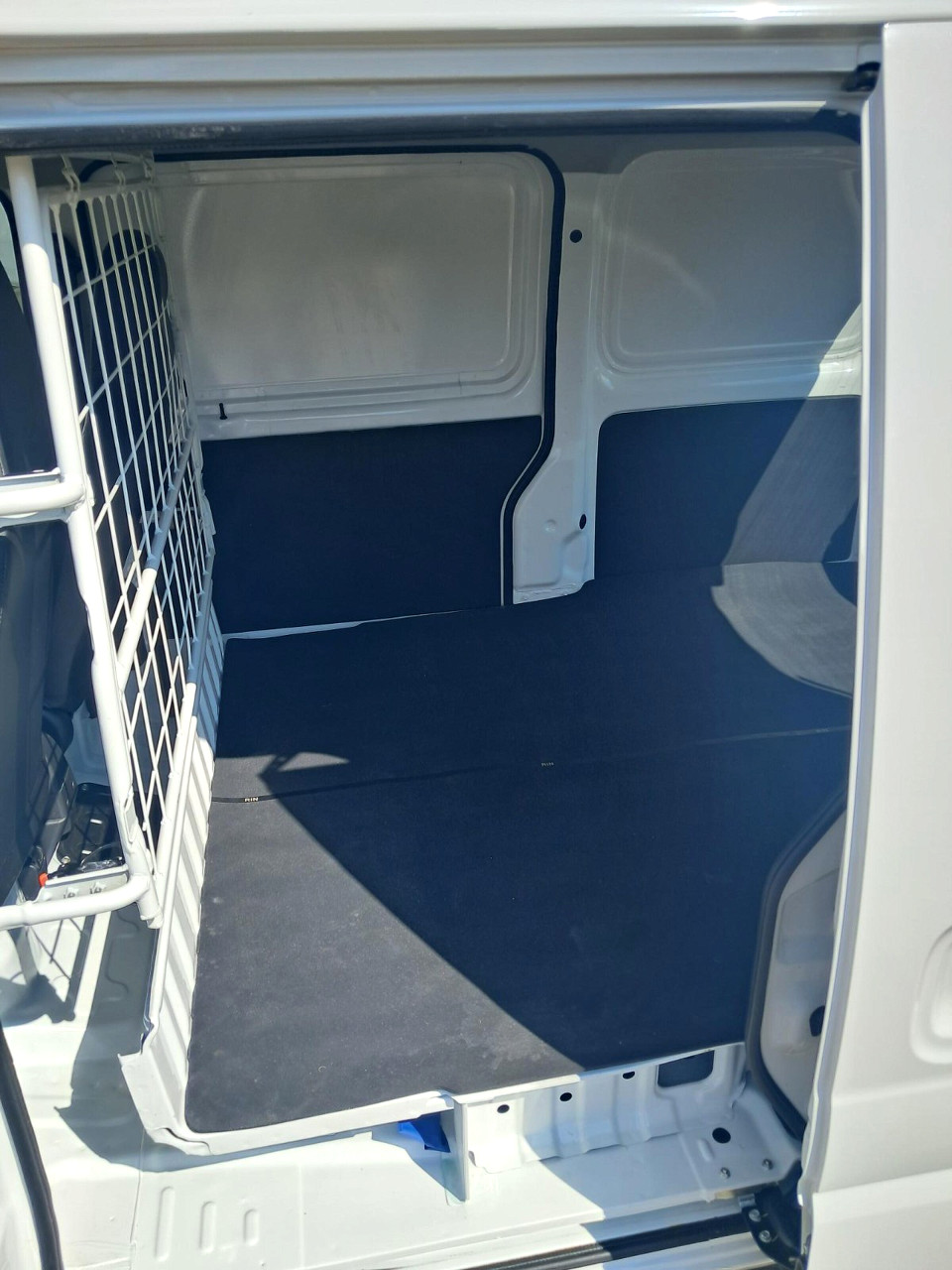 Photo 18 of 23