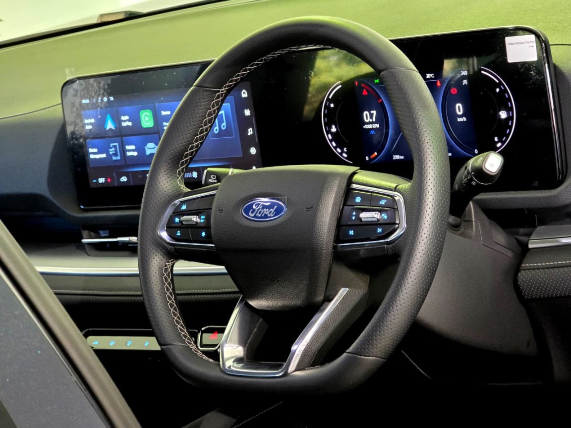 Photo 27 of 31