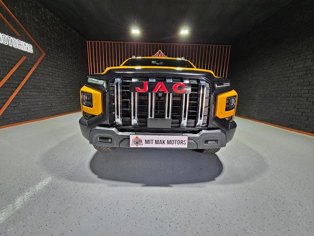 Photo 5 of 29