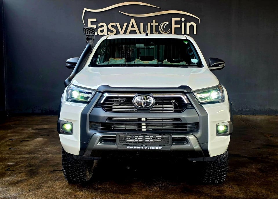 Photo 11 of 23