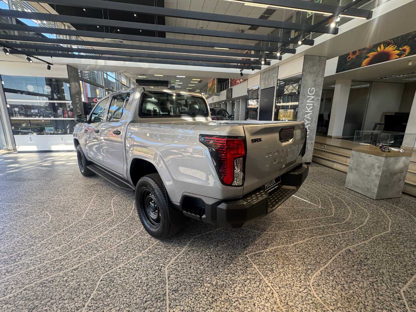 Photo 17 of 29