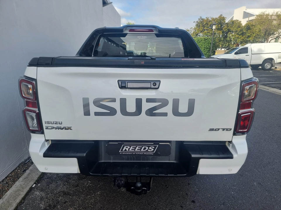 Photo 5 of 18