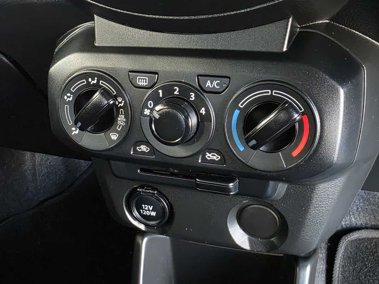 Photo 4 of 17