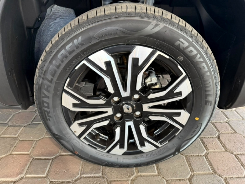 Photo 16 of 21