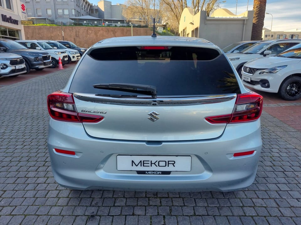 Photo 4 of 20