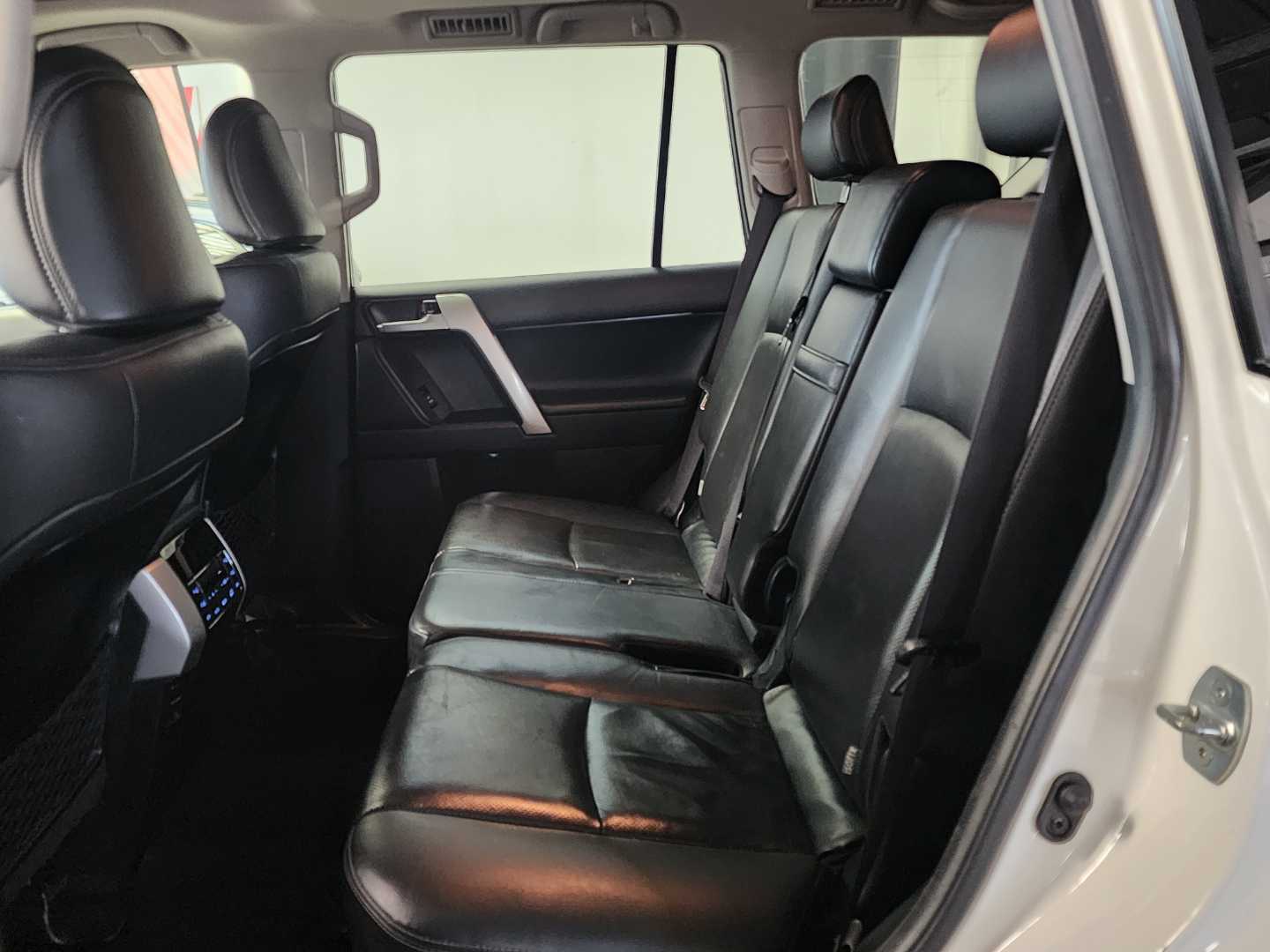 Photo 15 of 21