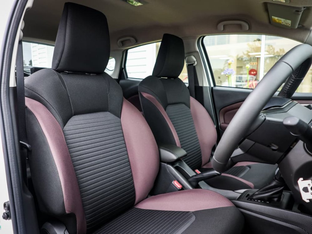 Photo 11 of 12