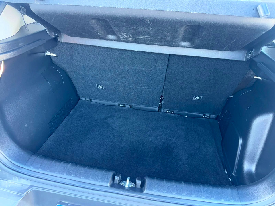 Photo 18 of 20