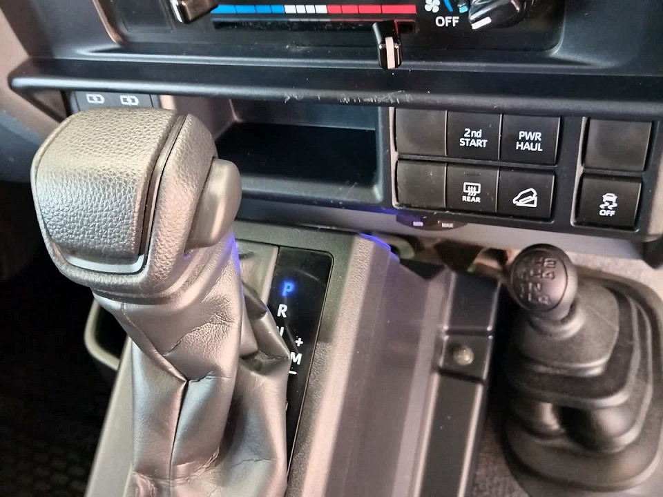 Photo 9 of 21