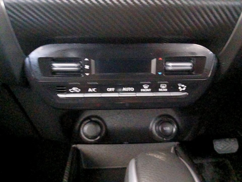 Photo 14 of 18