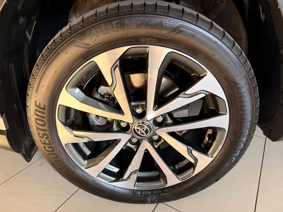 Photo 24 of 25
