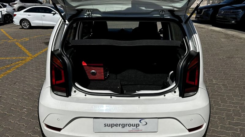 Photo 9 of 20