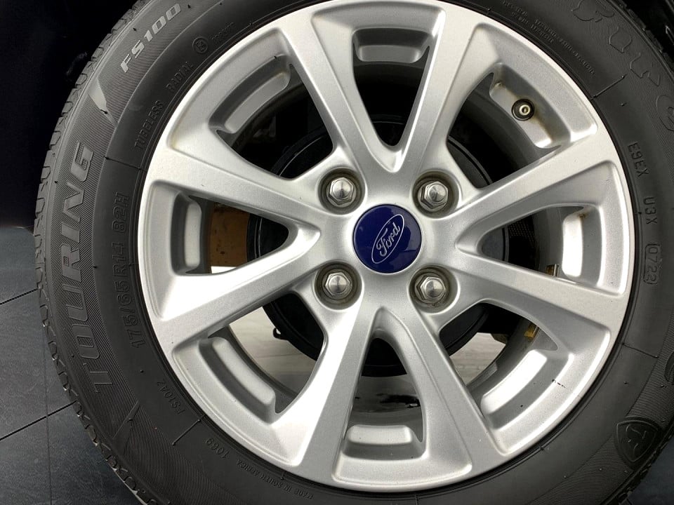 Photo 18 of 20