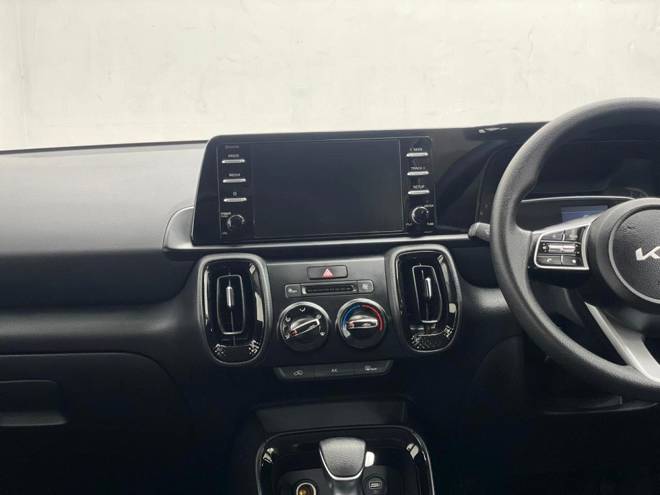Photo 15 of 21