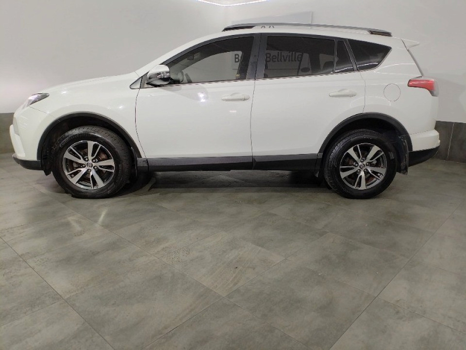 Photo 3 of 12