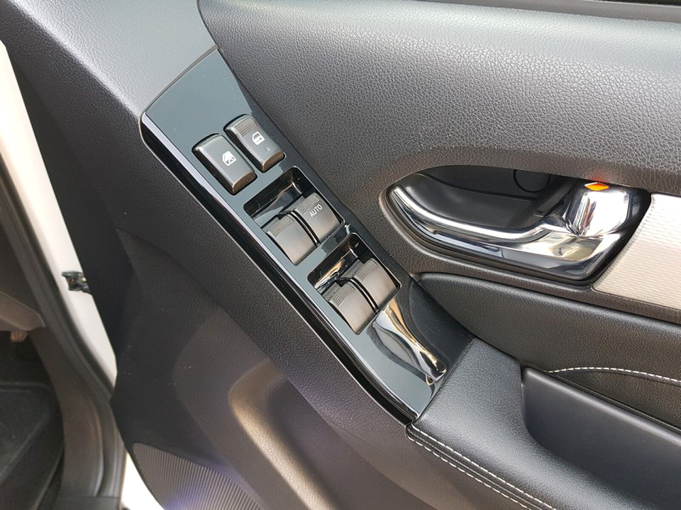 Photo 14 of 22