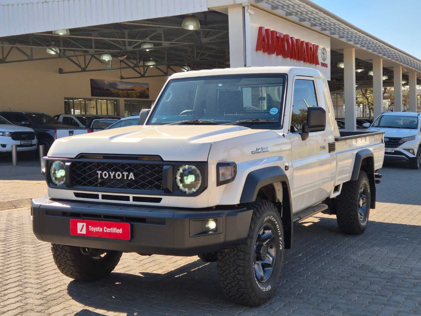 Photo 3 of 20