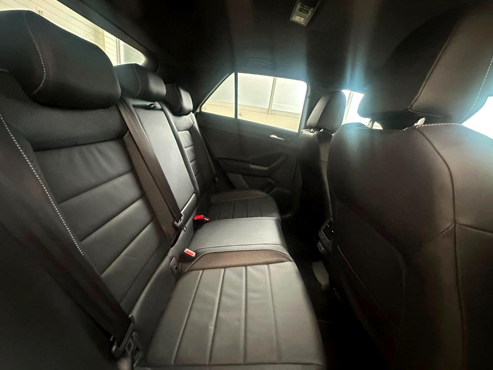Photo 18 of 26