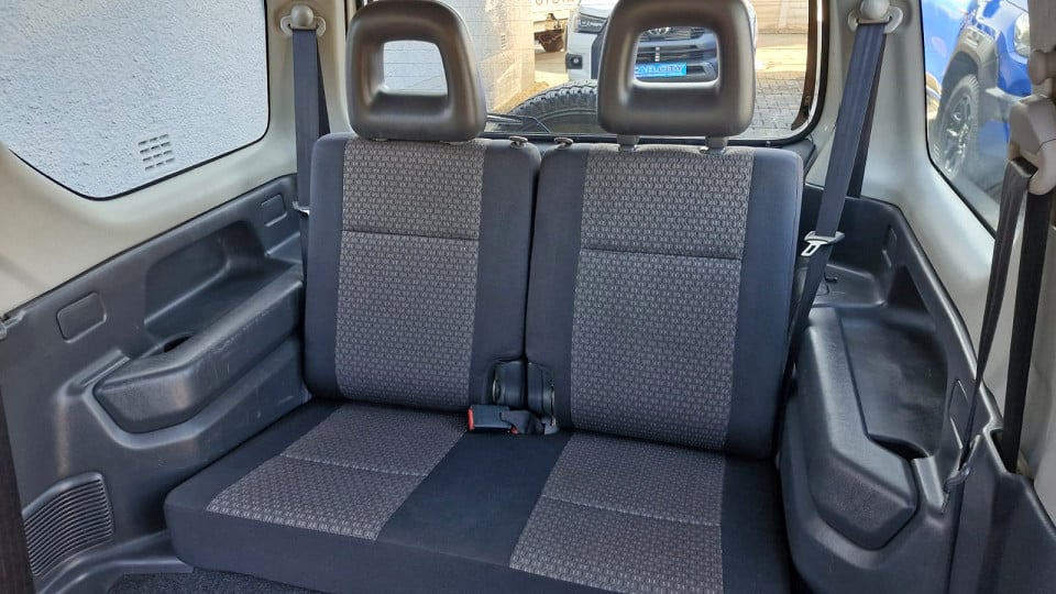 Photo 14 of 17
